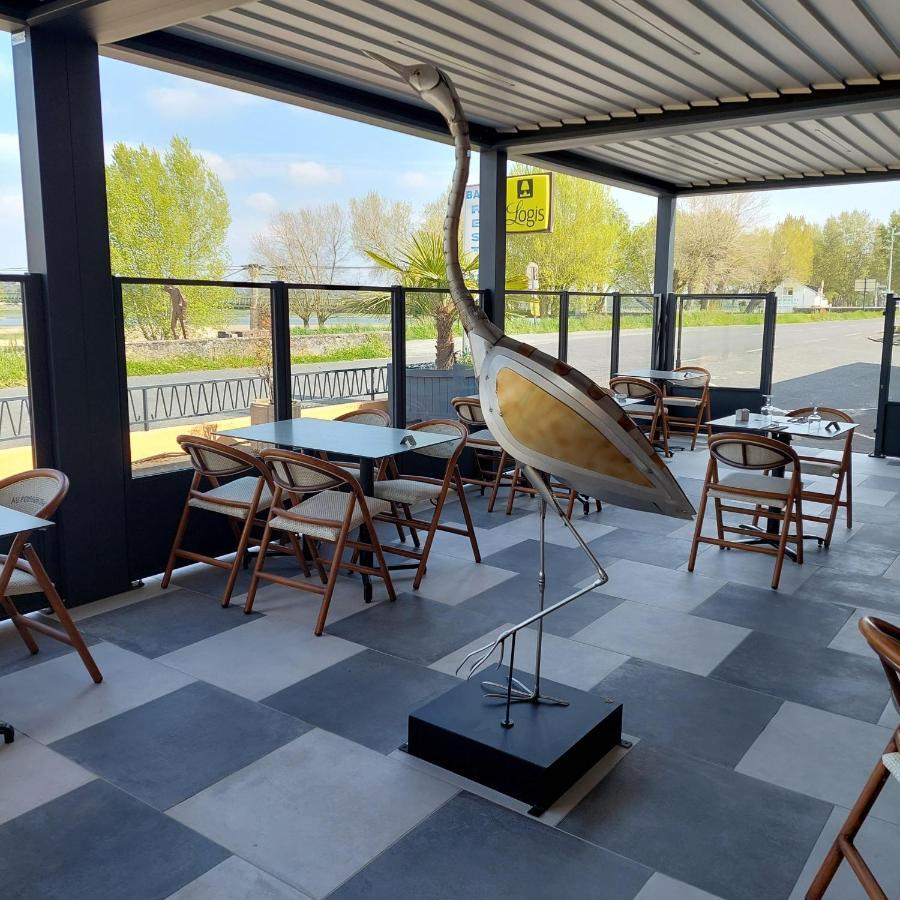 Logis Hotels - Au Poisson D'Argent - Hotel 3 Etoiles Et Restaurant Le Mesnil-en-Vallée المظهر الخارجي الصورة